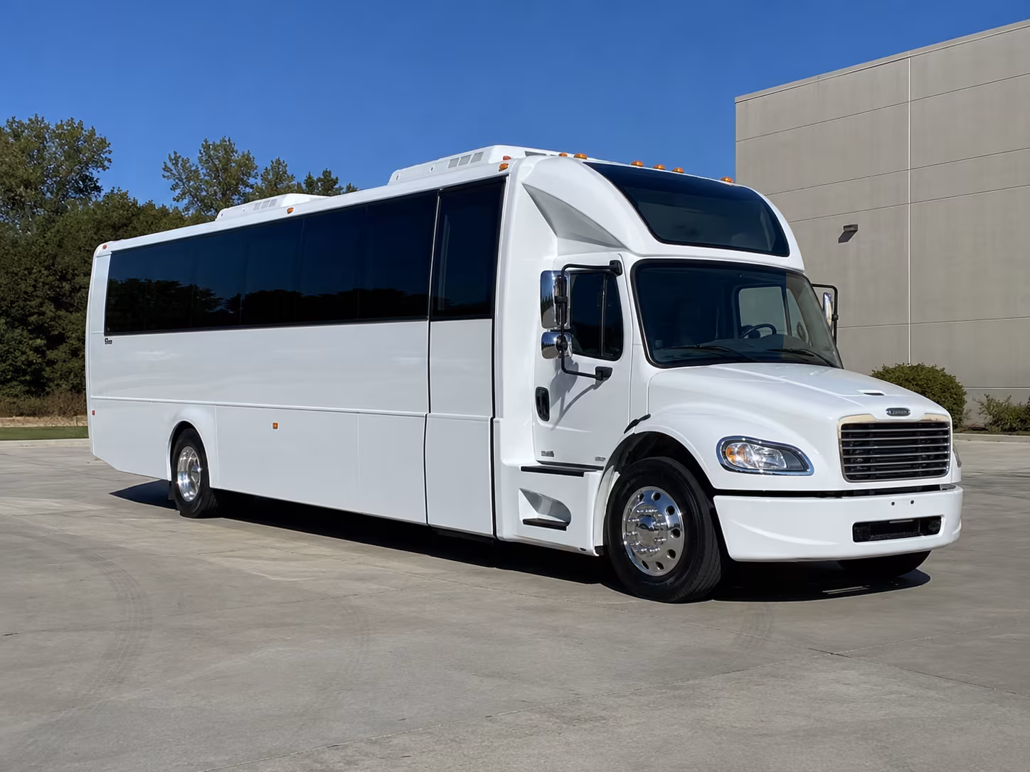 blog rent a bus to san diego zoo safari park hero