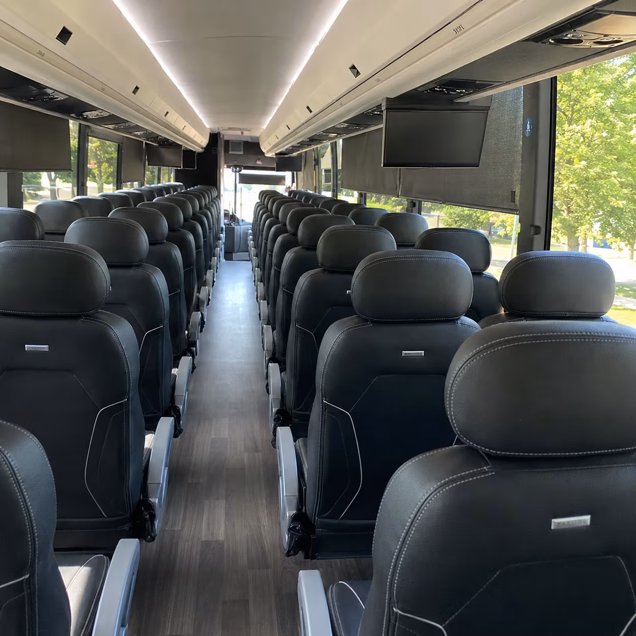 book group transportation for your next airport transfer 4