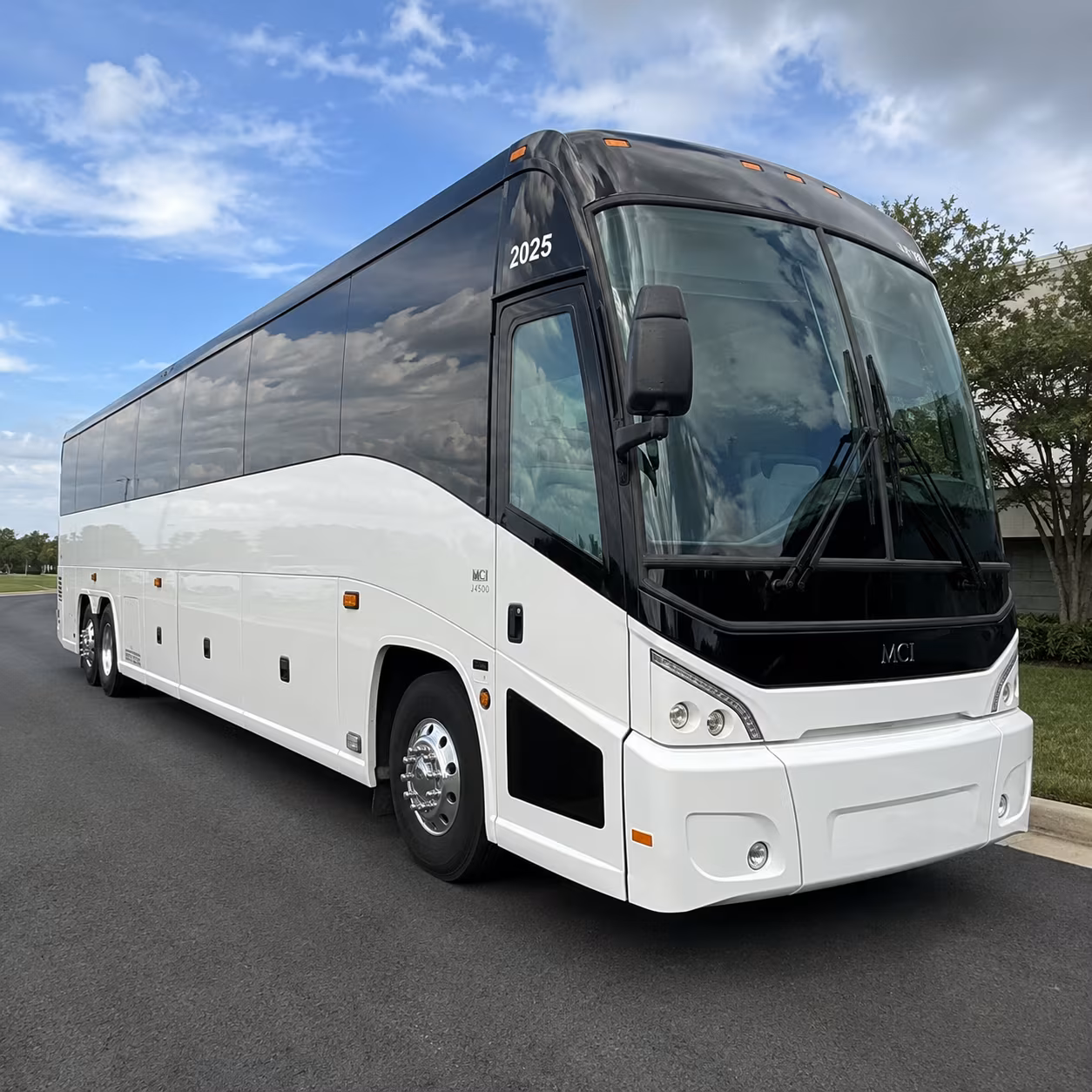 charter buses for multi day conferences at temecula valley convention venues