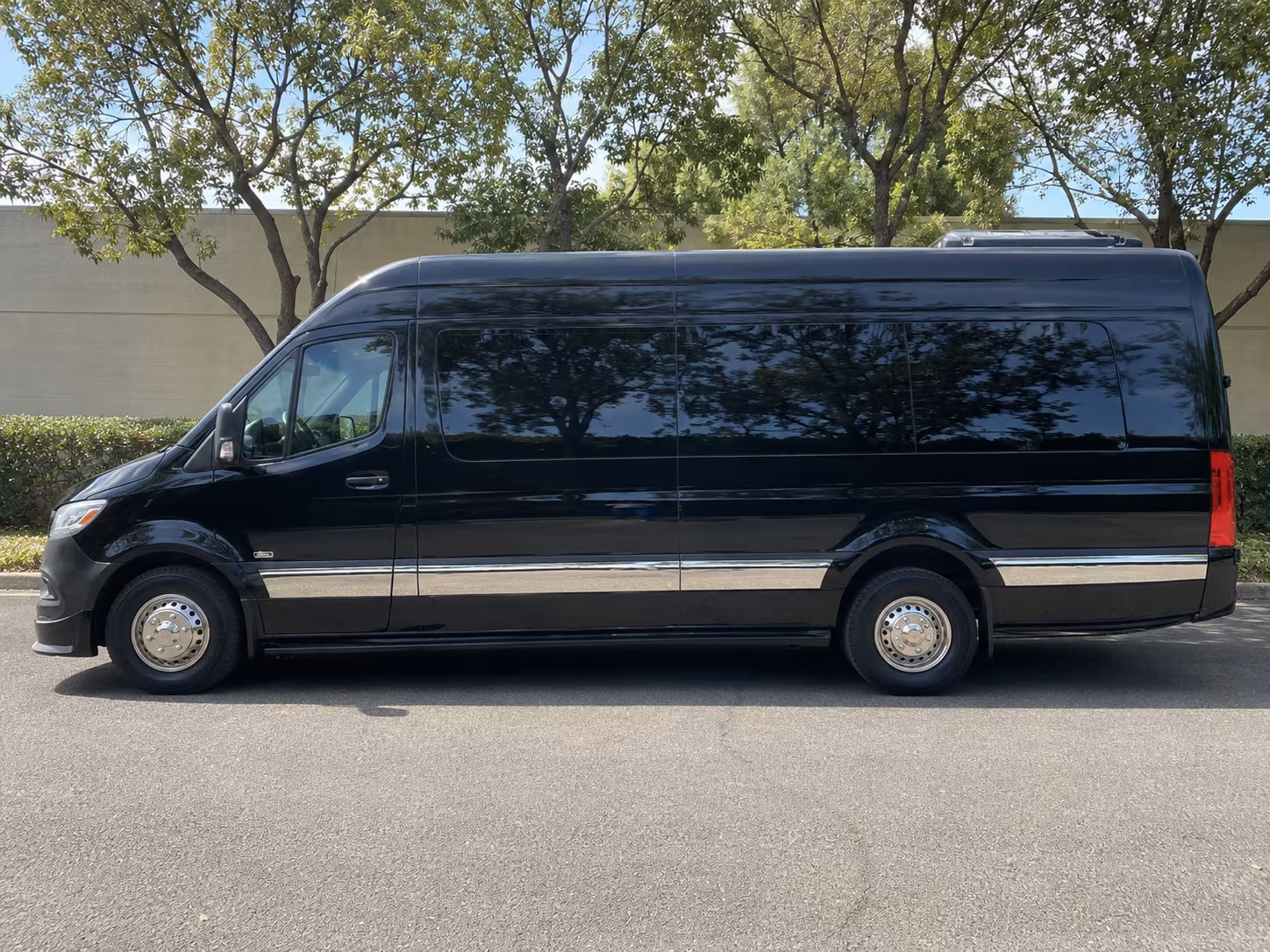 sprinter vans and shuttle buses for temecula wine festival transportation