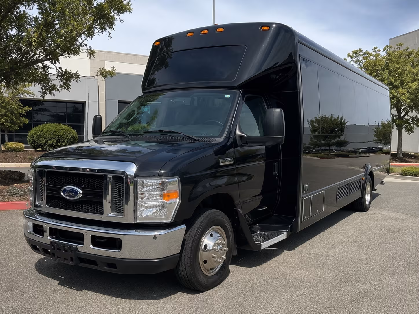 temecula bus rentals